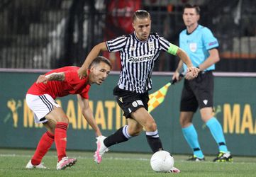 PAOK schakelt Benfica uit en helpt Ajax naar pot 2 in de loting van de Champions League