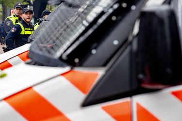 Twitter-admin van Politie Tilburg disst klagend MVV: 'Ken je topografie, fijne terugreis!'