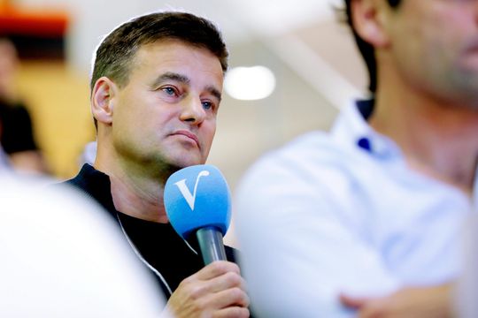 Heerlijk! VI-held Wilfred Genee maakt Gordon met de grond gelijk (video)