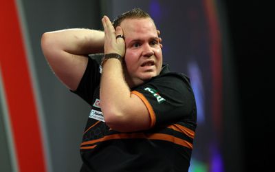 🎥​ | Dirk van Duijvenbode verloor zijn focus na 1e set: 'Er gebeurde iets backstage'