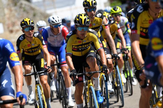 Primoz Roglic en Sepp Kuss bezorgen Jumbo-Visma lekker feestje in de Vuelta