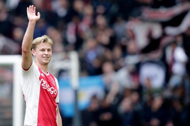 Frenkie de Jong verkozen tot talent van het jaar met Johan Cruijff Prijs