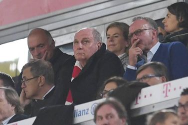 Bayern-voorzitter Hoeness: 'We staan als 1 man achter trainer Kovac'