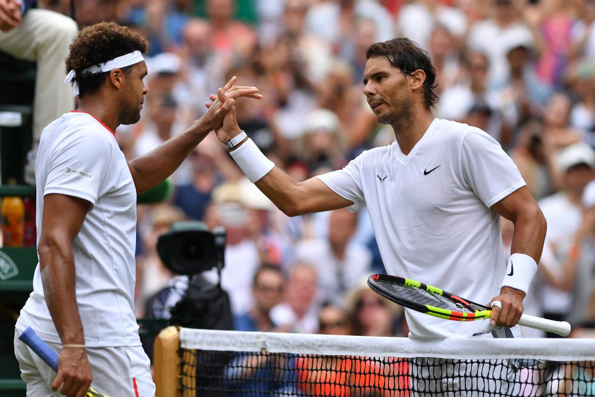 Machtige Nadal in drie sets klaar met Tsonga