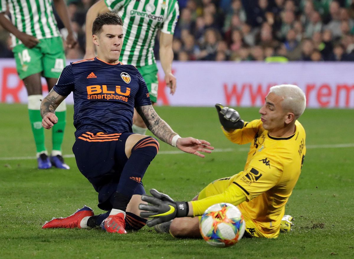 Betis geeft ruime voorsprong in slotfase weg tegen Valencia