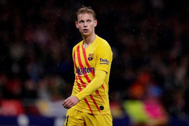 Dikke pech voor FC Barcelona: kuitblessure houdt De Jong nog even van het veld
