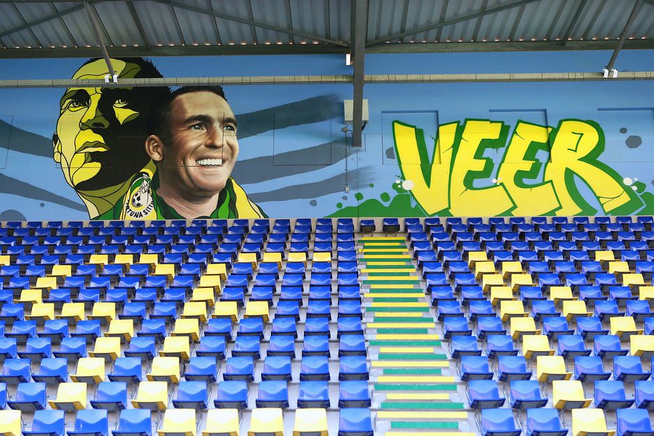 Heel de (voetbal)wereld neemt afscheid van Ricksen: 'Een prachtmens is heengegaan'