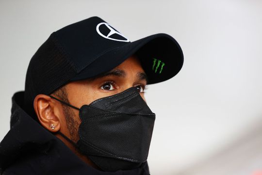 Lewis Hamilton na off-day Mercedes: 'We kunnen spreken van collectief falen'