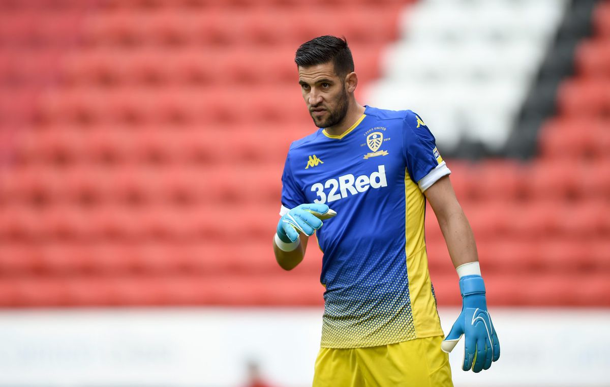 Leeds United-keeper Kiko Casilla aangeklaagd voor racistische teksten naar tegenstander