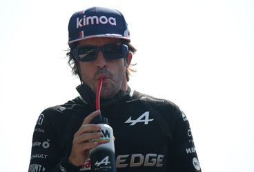 Fernando Alonso staat aan de kant van Verstappen: 'Die crash stelde niks voor, Silverstone was pas groots'