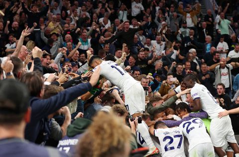 🎥​| Scheidsrechterscommissie geeft fout toe bij Tottenham tegen Liverpool