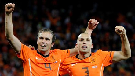 KNVB neemt afscheid van internationals Heitinga en Mathijsen