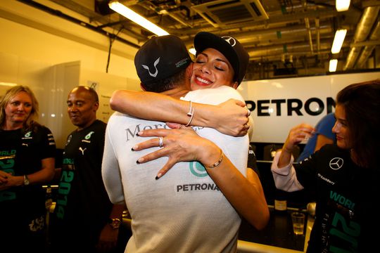 'Hackers zetten intieme video Hamilton en ex-vriendin online'