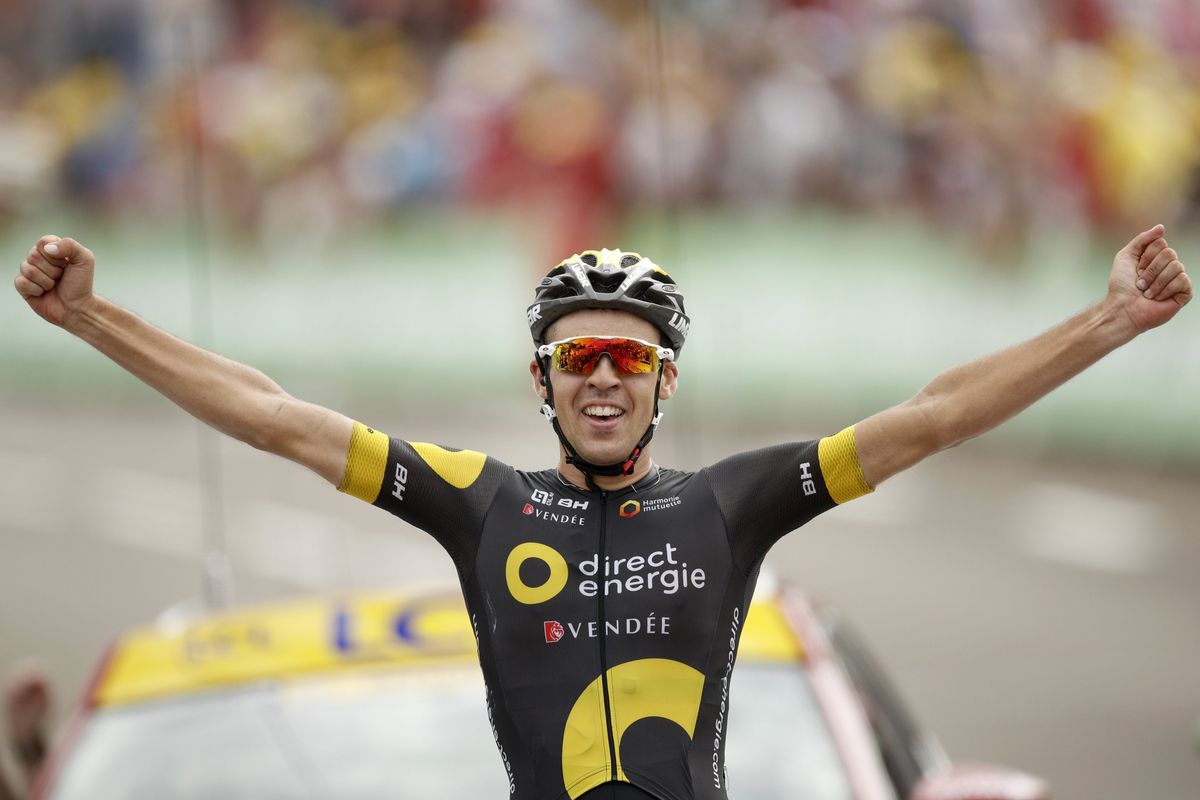 Calmejane wint bergetappe, Gesink knap tweede