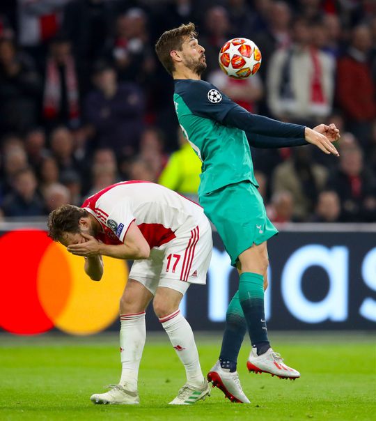 Daley Blind verwerkte 'Tottenham' thuis met chips en pils: 'Dat was zó moeilijk'