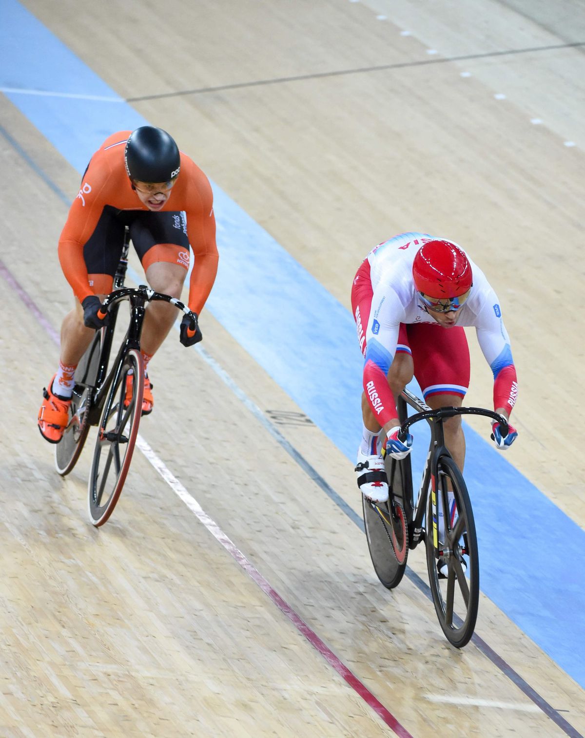 Baanwielrenner Lavreysen pakt goud op sprint in Manchester