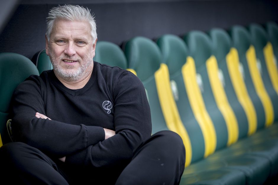 John van Zweden gaat helemaal los: 'F*ck Ajax, nooit meer degradatie!'