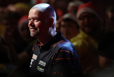 Prachtig feitje: Van Barneveld verloor op tv nog nooit van Price