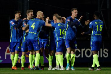 😏 | Humor op Twitter van MVV tijdens duel met TOP Oss: 'Stagiair heeft al 3 nieuwe matches'