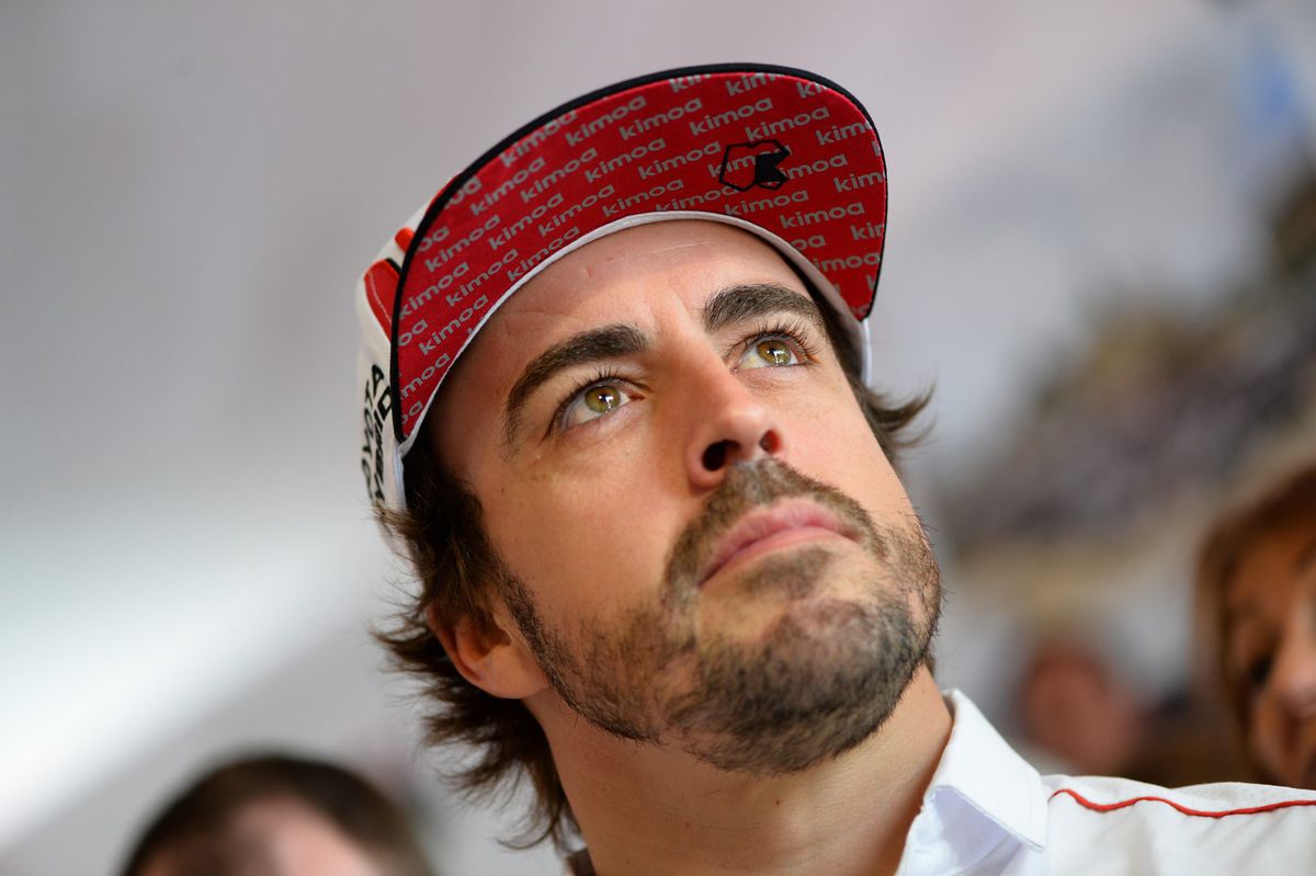 Alonso ontkent bezig te zijn met terugkeer in de Formule 1