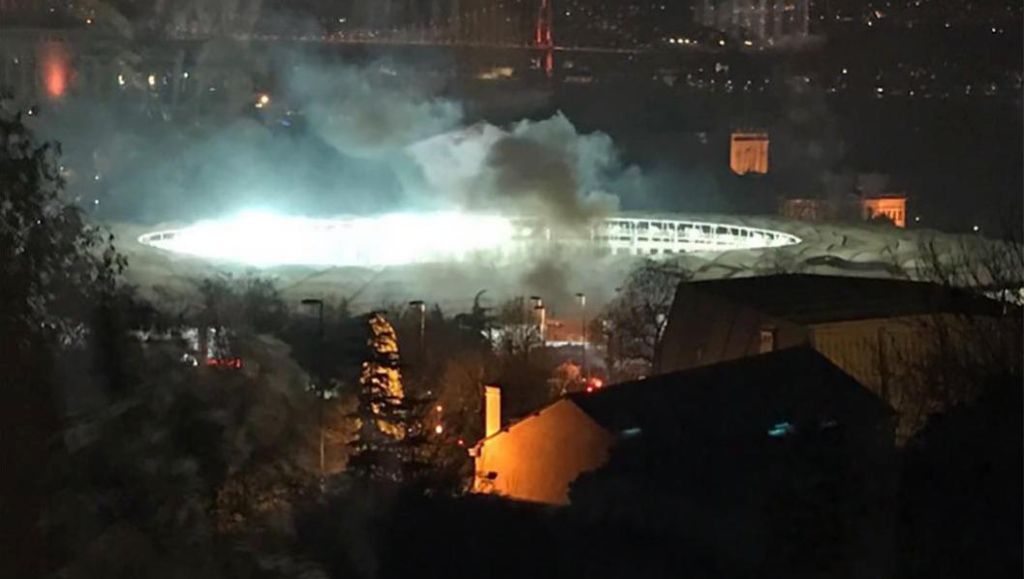 Explosies Istanbul bij stadion Besiktas; 15 doden en 69 gewonden