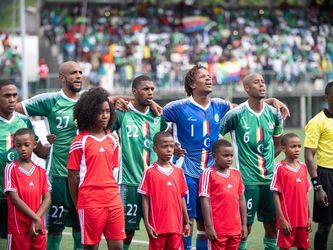 🎥 | Historie! RKC'er Said Bakari met de Comoren naar de Afrika Cup: 'Iedereen wordt gek'