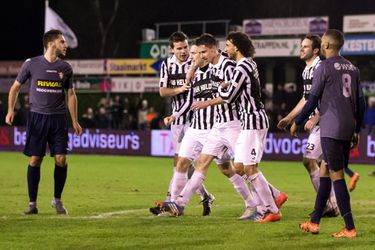 Achilles'29 in slotfase langs FC Dordrecht