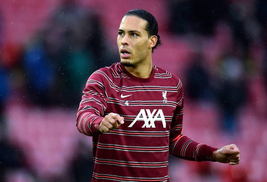 Virgil van Dijk speelt na positieve coronatest niet met Liverpool tegen Newcastle