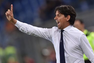 Simone Inzaghi langer trainer van Lazio