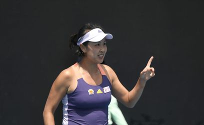 Peng Shuai blijft stil, maar tennisbond WTA brengt opluchting: garantie dat Peng veilig is