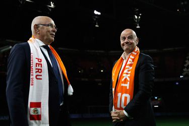 Valentijn Driessen maakt Van Praag helemaal kapot: 'Lijkt op Blatter en Platini'