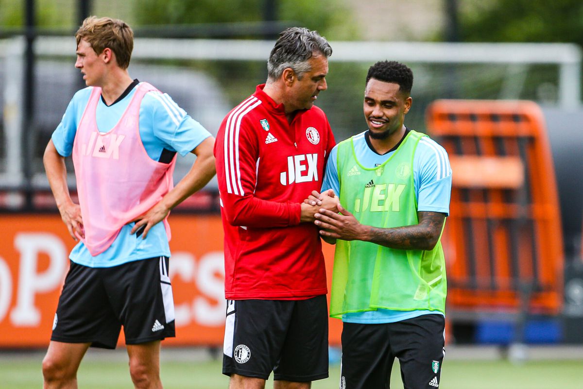 📸 | Feyenoord staat voor het eerst dit seizoen op het trainingsveld