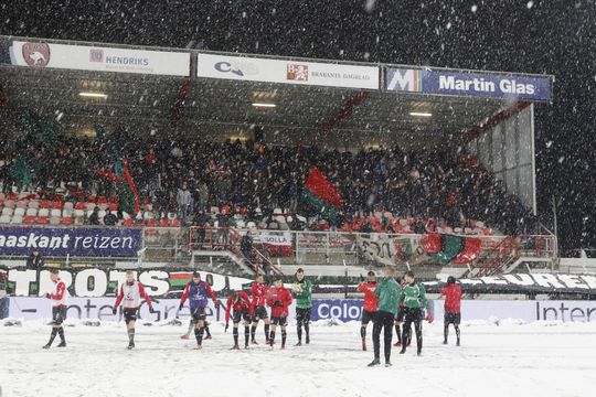 FC Oss - NEC voor de tweede keer afgelast