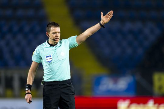 Deze scheidsrechters fluiten aankomend weekend in de Eredivisie: Lindhout krijgt topper