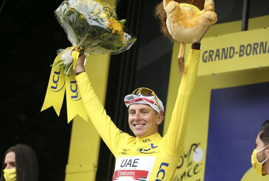 TV Gids: Tour de France stuurt in 9e etappe het peloton weer de bergen in