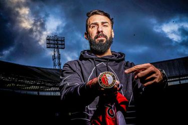 Dick Advocaat zet nieuwe spits Lucas Pratto direct in de basis bij Feyenoord