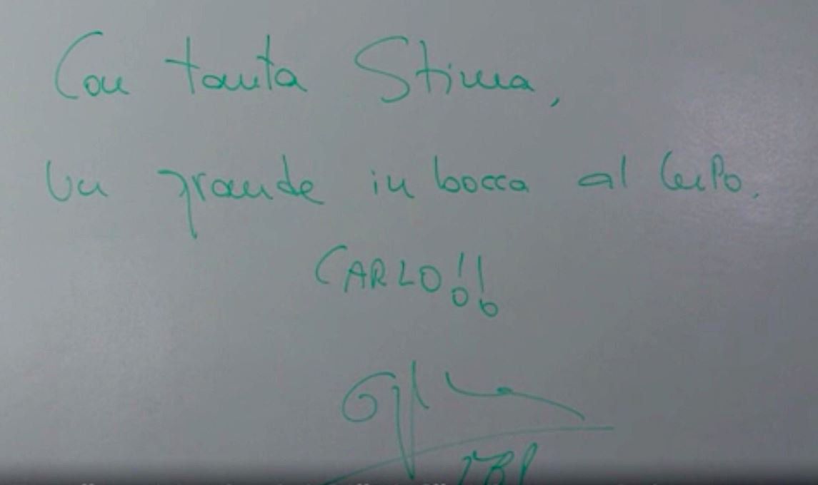 Ancelotti ontdekt mooi boodschap voorganger Guardiola op schrijfbord