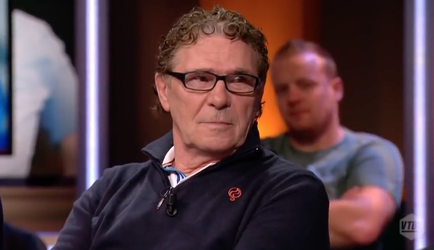 Ruzietje tussen Van Hanegem, Van der Meijde en Janssen: 'Spijt dat ik hier zit' (video)