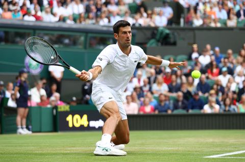 Nummers 1 van de wereld allebei naar kwartfinales op Wimbledon