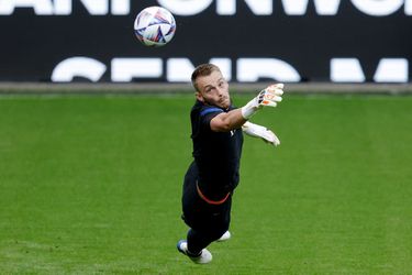 Louis van Gaal over afwezigheid Jasper Cillessen bij Oranje tegen Polen: 'Ik vind dat niet prettig'