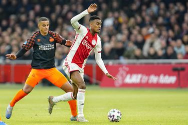 Ajax moet bedelen bij FIFA om komst Mohamed Ihattaren mogelijk te maken