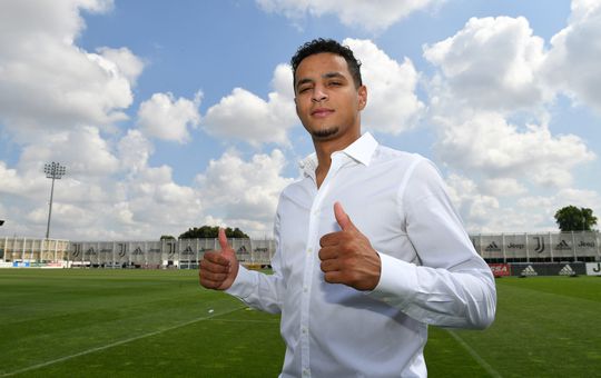 Mohamed Ihattaren traint met voormalige PSV- en Ajax-speler