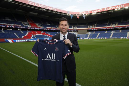 PSG wil Parc des Princes uitbreiden na komst Lionel Messi: 'Belangrijk voor de toekomst'