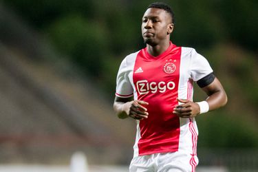 Amsterdammer Sheraldo Becker even terug bij jeugdliefde Ajax: ‘Familie en vrienden juichen dit keer voor Union’