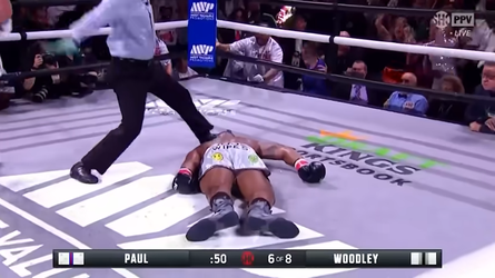 🎥 | Jake Paul slaat Tyron Woodley met deze stoot keihard KO