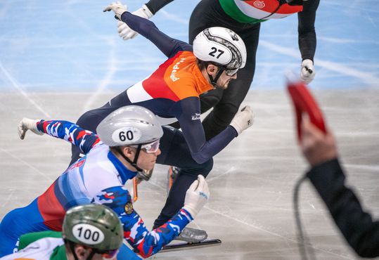 Na Schulting krijgt ook Itzhak de Laat penalty op 1500 meter WK shorttrack