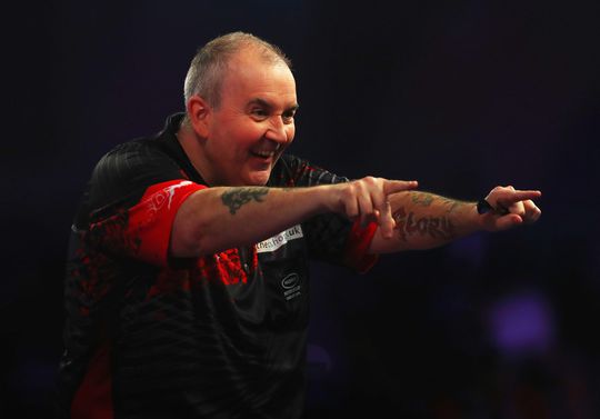 Phil Taylor doet met andere dartslegendes mee aan 50+ WK