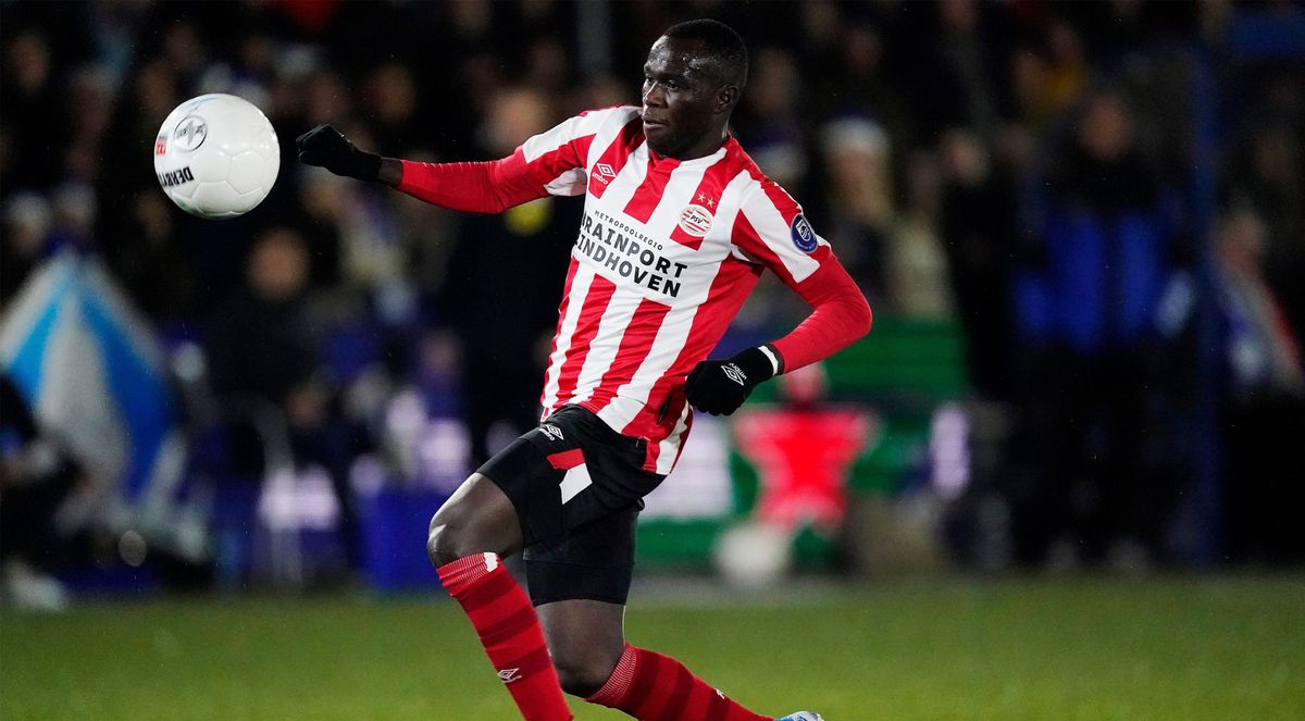 Bruma traint na paspoortgedoe weer mee met PSV