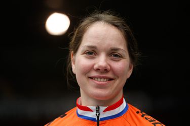 Baanwielrensters sprinten naar 2e plek in Canada