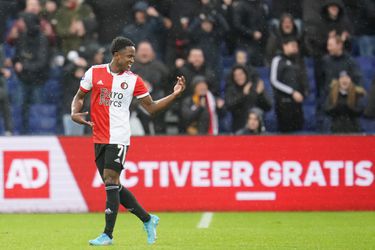 Feyenoord wint ondanks achterstand van Cambuur mede dankzij losse Colombiaanse heupen